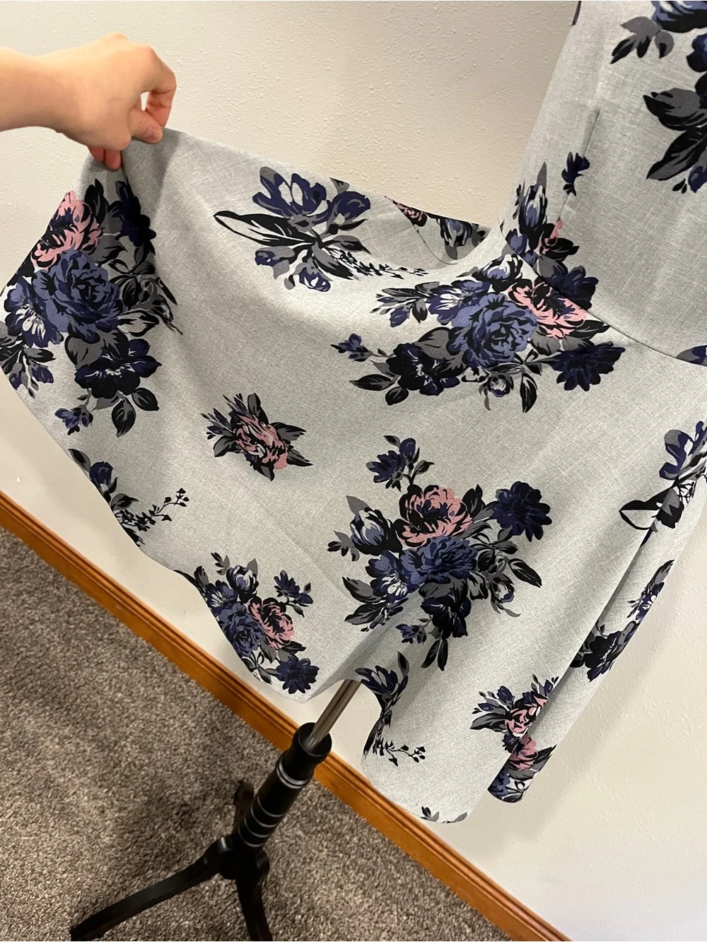 Elle Sleeveless Floral Fit-and-Flare mini Dress‎ size 2